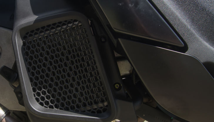 Prova Piaggio Medley 125: il ruote alte per annullare il traffico cittadino - Foto 21 di 26