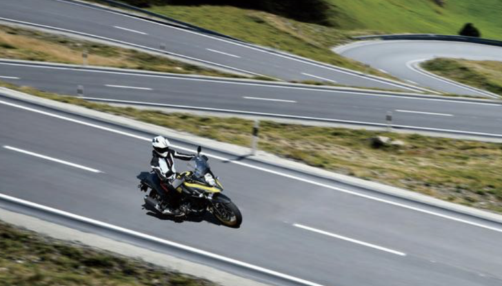 Suzuki: le novità 2021 per V-Strom 650 e 650 XT - Foto 11 di 11