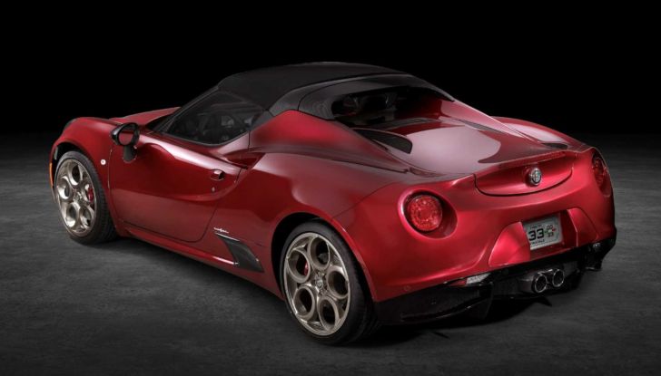 Alfa Romeo 4C Spider 33 Stradale Tributo