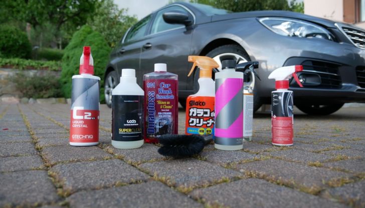 Pulire cerchi lega auto