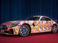 Mercedes: la AMG GT e la Classe G indossano i maglioni natalizi