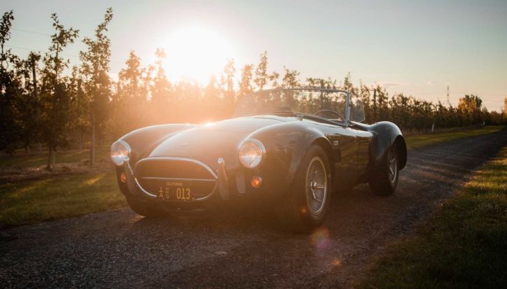 Shelby 427 Cobra Roadster Carroll Shelby