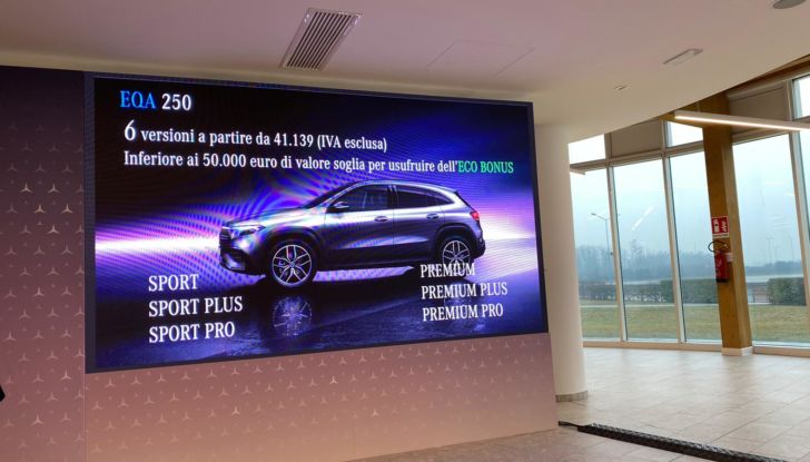 Mercedes EQA: il cugino elettrico della GLA parte da 50.190 Euro e beneficia degli incentivi statali - Foto 6 di 18