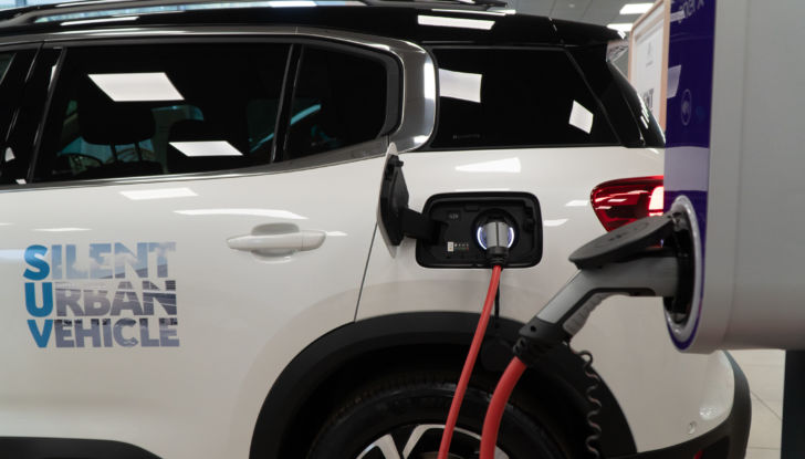 SUV Citroën C5 Aircross Hybrid: i vantaggi della tecnologia ibrida plug-in - Foto 1 di 8