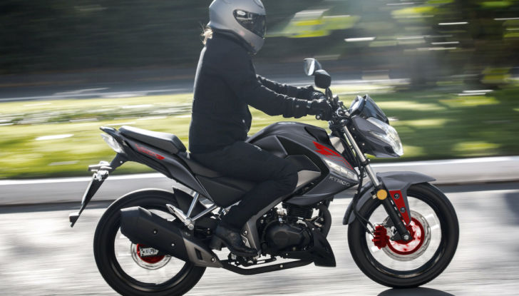 Kymco presenta la nuova Visar 125 CBS - Foto 9 di 19