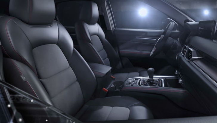 Mazda CX-5 2021: come cambia il SUV giapponese - Foto 5 di 7