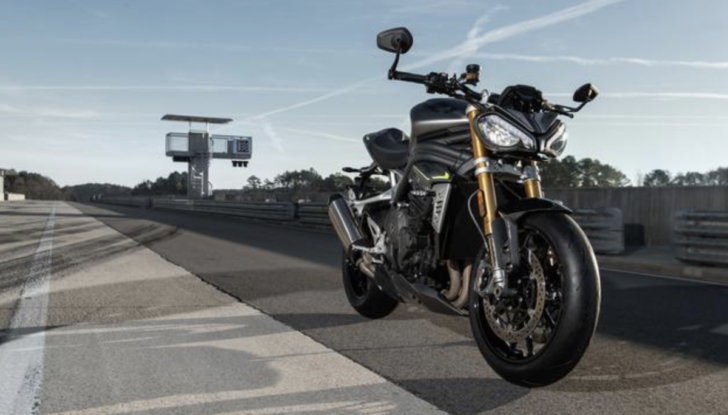 Triumph Speed Triple 1200 RS: le novità della versione 2021 - Foto 3 di 25