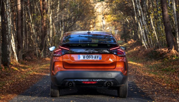 [VIDEO] Prova su strada nuova Citroën C4, il comfort dal benzina al 100% elettrico - Foto 24 di 40