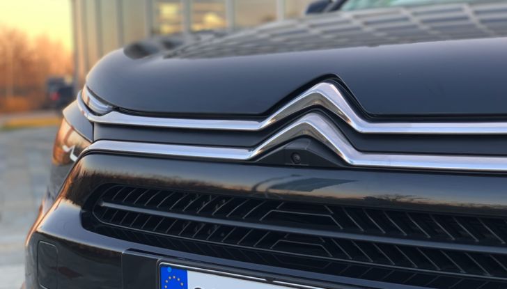 [VIDEO] Prova su strada nuova Citroën C4, il comfort dal benzina al 100% elettrico - Foto 4 di 40