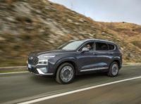 Hyundai Santa Fe 2021: Full Hybrid a sette posti agile e spazioso