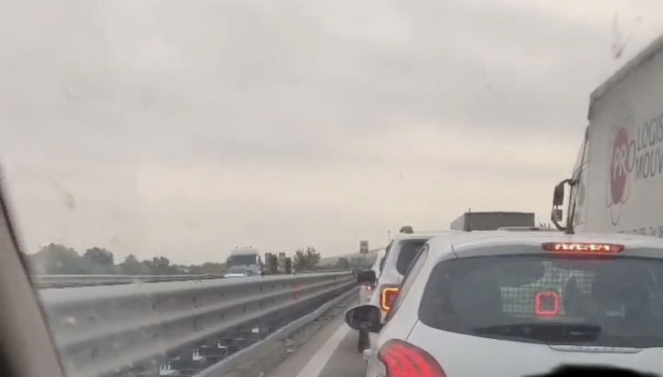 Telepass presenta il nuovo “telepass sat”, la soluzione all-in-one dedicata ai mezzi pesanti - Foto 14 di 23