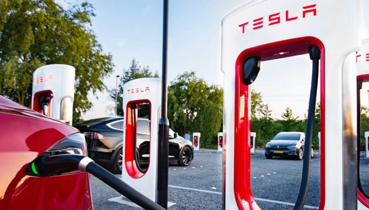 Tesla Supercharger Italia