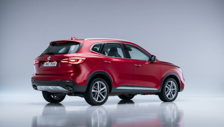 MG EHS Plug-in Hybrid 2021: caratteristiche e prezzi - Foto 34 di 39