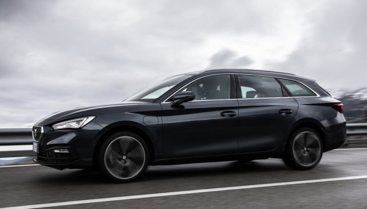 Seat Leon Sportstourer: più tecnologia, comfort e motorizzazioni - Foto 2 di 9