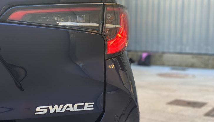 [VIDEO] Prova Suzuki Swace Hybrid 2021: La station wagon ecologica ed economica - Foto 8 di 30