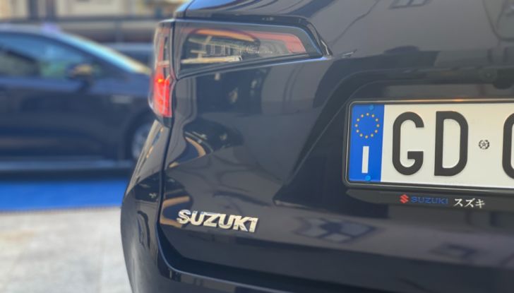 [VIDEO] Prova Suzuki Swace Hybrid 2021: La station wagon ecologica ed economica - Foto 7 di 30