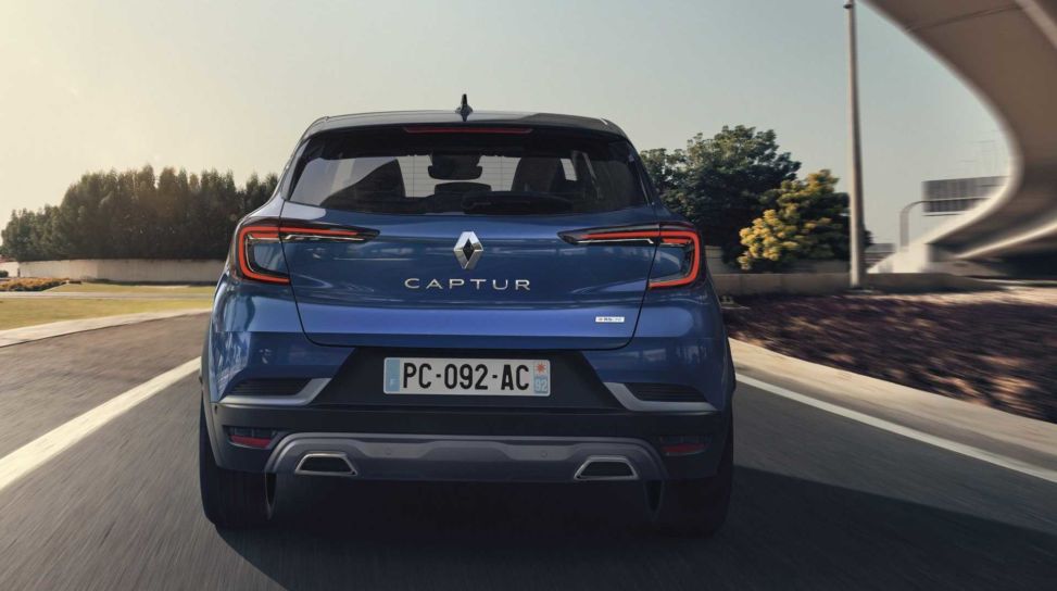 Renault Captur 2021: l'allestimento sportivo R.S. Line parte da 28.400 Euro  - Infomotori