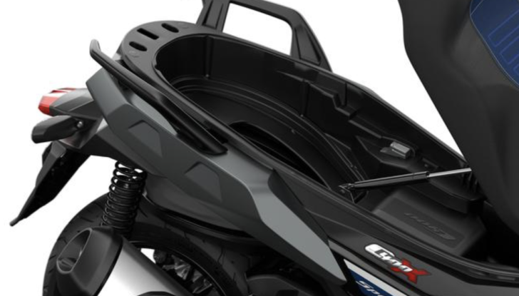 BMW Motorrad presenta i nuovi C 400 X e C 400 GT - Foto 19 di 33