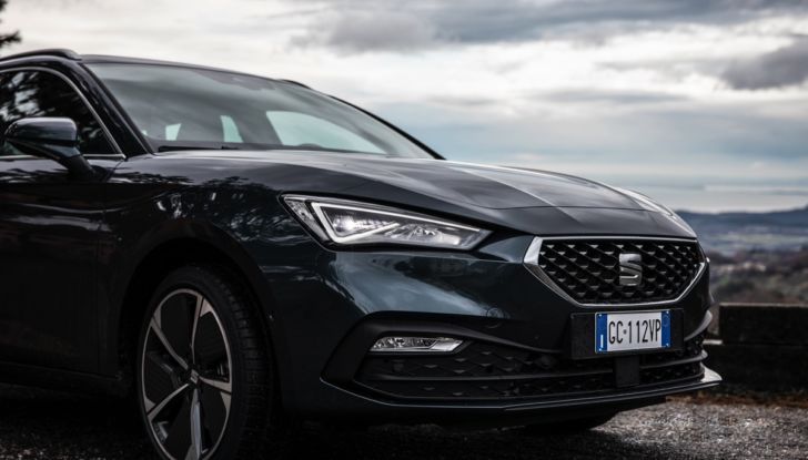 [VIDEO] Prova Seat Leon Sportstourer 2021: Il Plug-In Hybrid veloce ed ecologico con 204 CV - Foto 34 di 38