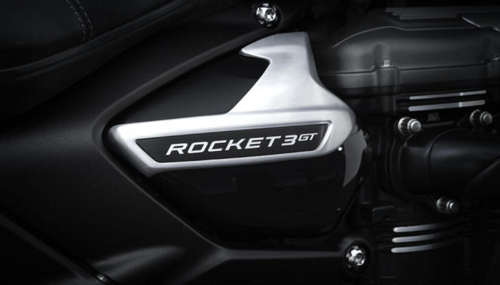 Triumph: in arrivo le nuove Rocket 3R Black e Rocket 3GT Triple black - Foto 11 di 13