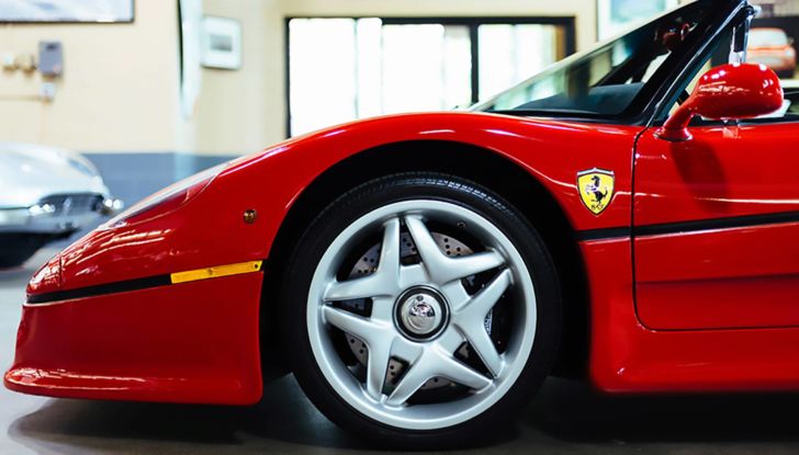 Ferrari F50 senza proprietario USA