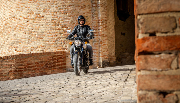 Benelli Imperiale 400: le novità della versione 2021 - Foto 3 di 17