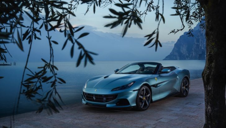 [VIDEO] Prova su strada Ferrari Portofino M, tutto il piacere di un V8 da 620 CV - Foto 32 di 42