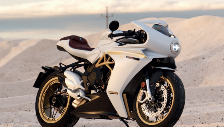 MV Agusta Superveloce e Superveloce S 2021: i due lati della medaglia - Foto 24 di 33