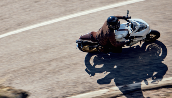 MV Agusta Superveloce e Superveloce S 2021: i due lati della medaglia - Foto 26 di 33