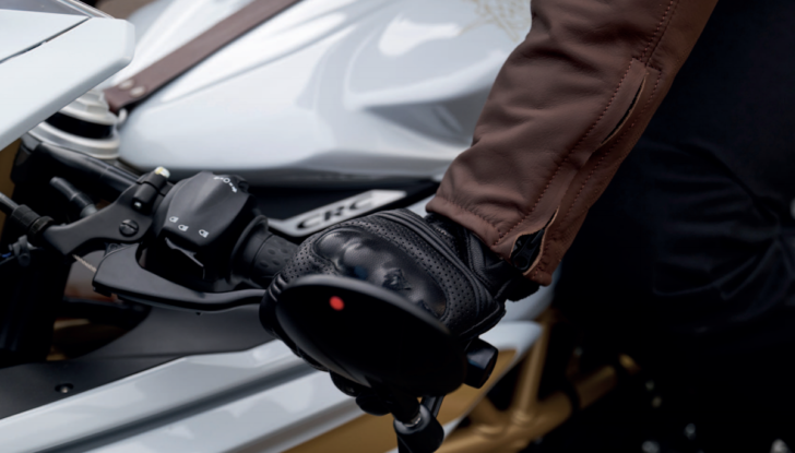 MV Agusta Superveloce e Superveloce S 2021: i due lati della medaglia - Foto 29 di 33