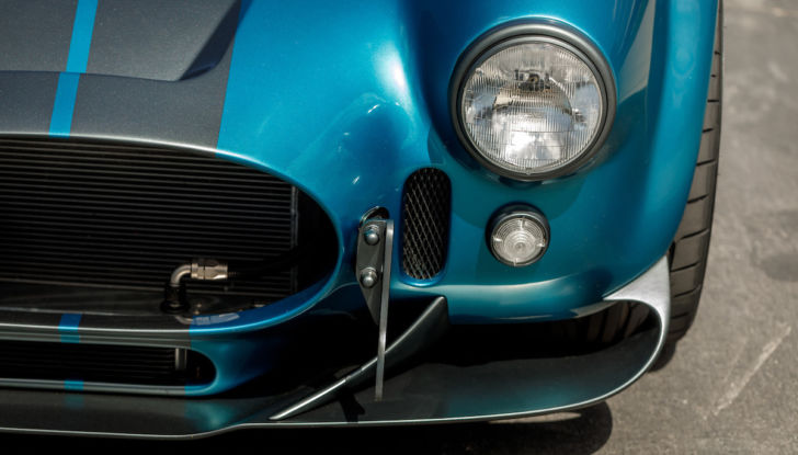 Una Shelby Cobra MKIII R con motore Godzilla - Foto 5 di 17