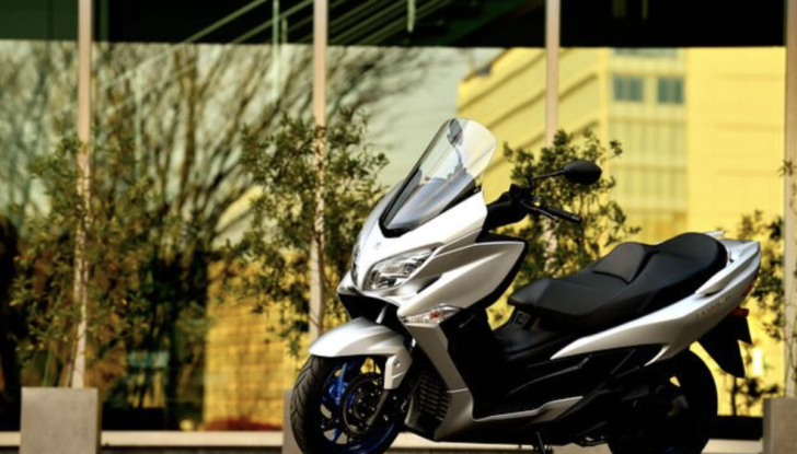 Suzuki: la presentazione del nuovo Burgman 400 diventa un roadshow - Foto 9 di 9