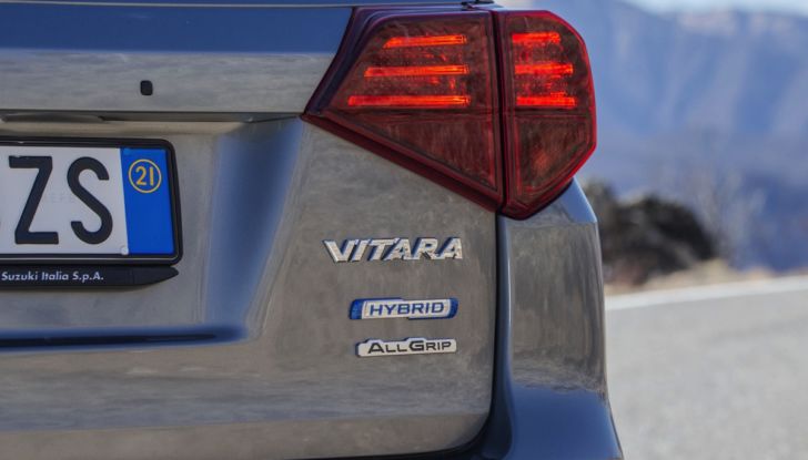 Suzuki, arriva il cambio automatico su tutta la gamma: la nostra prova di nuova Vitara con 6AT - Foto 10 di 31