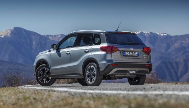 Suzuki, arriva il cambio automatico su tutta la gamma: la nostra prova di nuova Vitara con 6AT - Foto 8 di 31