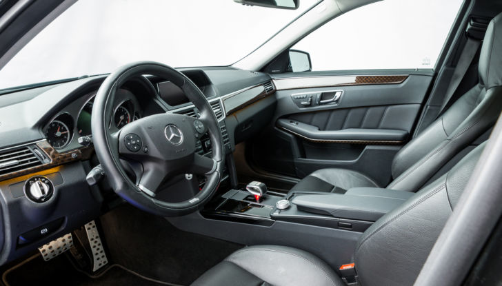 Brabus Mercedes 800 E V12