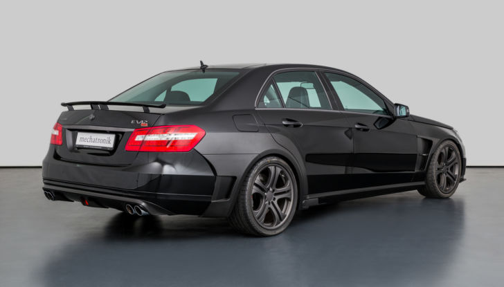 Brabus Mercedes 800 E V12