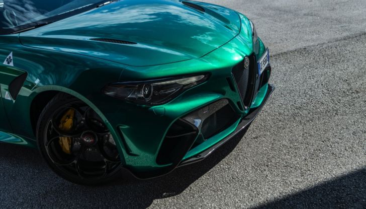 [VIDEO] Prova in pista: Alfa Romeo Giulia GTA e GTAm, la berlina del Biscione oltre ogni limite - Foto 33 di 50