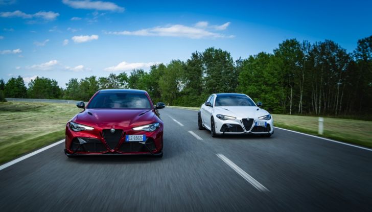 [VIDEO] Prova in pista: Alfa Romeo Giulia GTA e GTAm, la berlina del Biscione oltre ogni limite - Foto 40 di 50