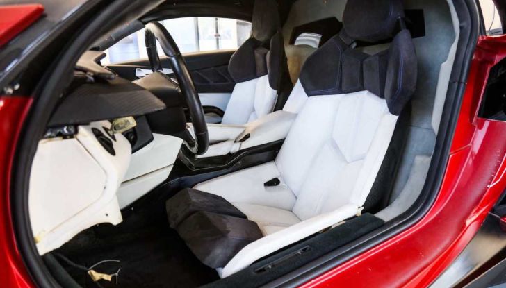 Dal set all’asta: in vendita la Lykan HyperSport di Fast & Furious 7 - Foto 8 di 17