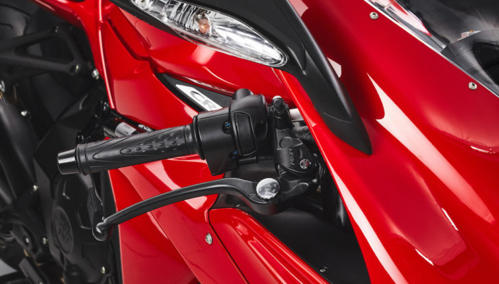 MV Agusta F3 Rosso: le novità 2021 della supersportiva italiana - Foto 9 di 11