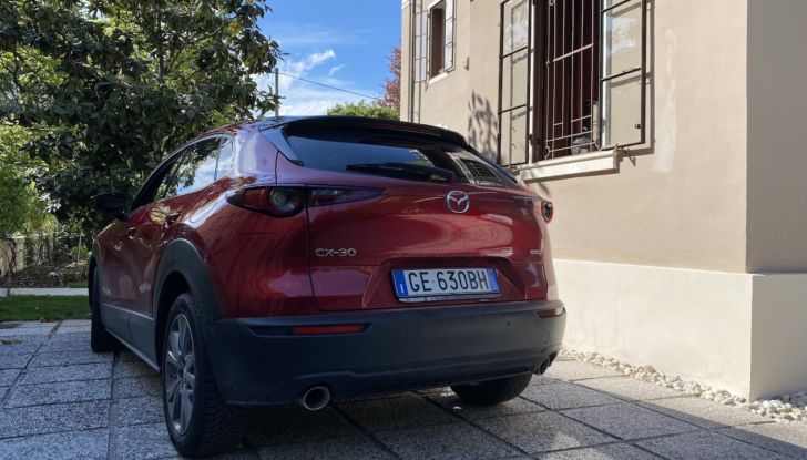 Mazda CX-30 prova su strada della Mild Hybrid da 186 CV - Foto 7 di 11