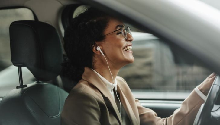Auricolari cuffie guida auto
