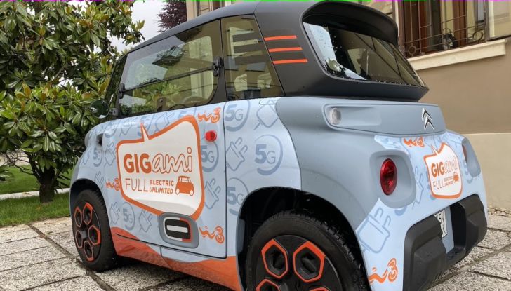 Citroen fa coppia con WindTre per il debutto italiano della Ami - Foto 2 di 12