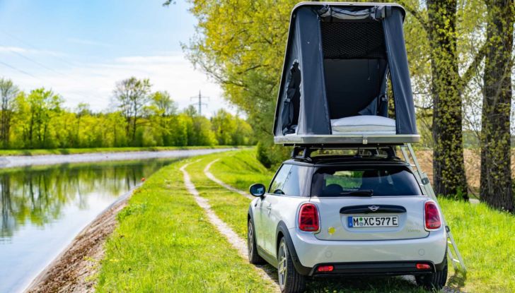 Mini Cooper SE Countryman tenda campeggio