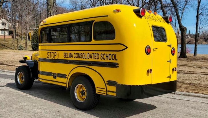 Scuolabus Simpson V8 Hemi Hellcat