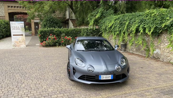 Alpine A110S 2021: prova su strada della “sportivetta” francese - Foto 2 di 21
