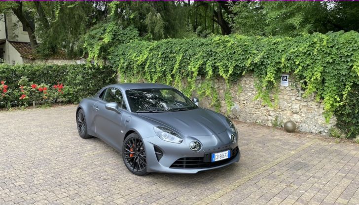 Alpine A110S 2021: prova su strada della “sportivetta” francese - Foto 4 di 21