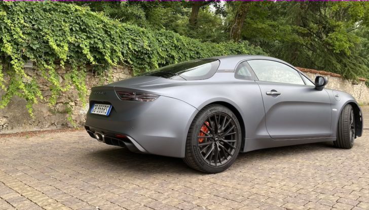 Alpine A110S 2021: prova su strada della “sportivetta” francese - Foto 14 di 21