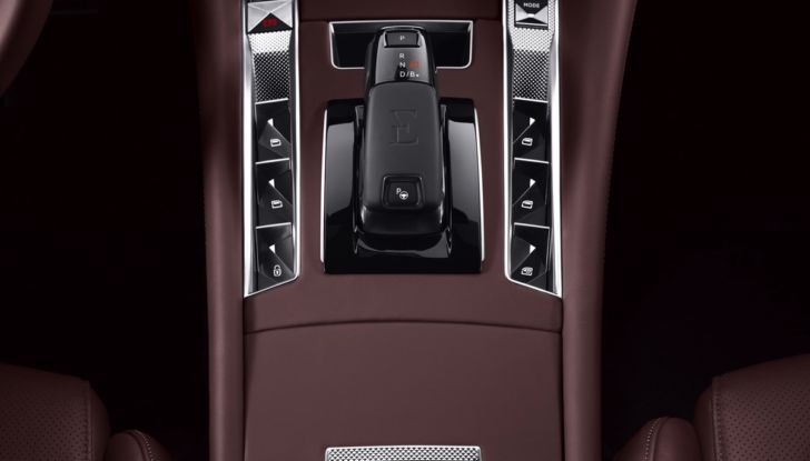 [VIDEO] Prova su strada DS 9 E-Tense, il Plug-In di classe da 225 a 360 cavalli di potenza - Foto 13 di 31