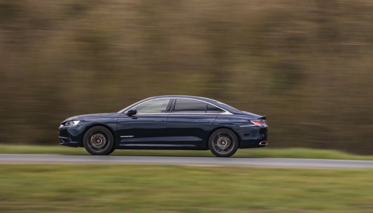 Ds 9 E - Tense fiancata